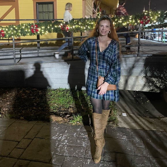 Meet your Posher, Lyssa - Picture 3 of 9